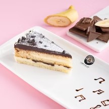 MUZLU ÇİKOLATALI PASTA 